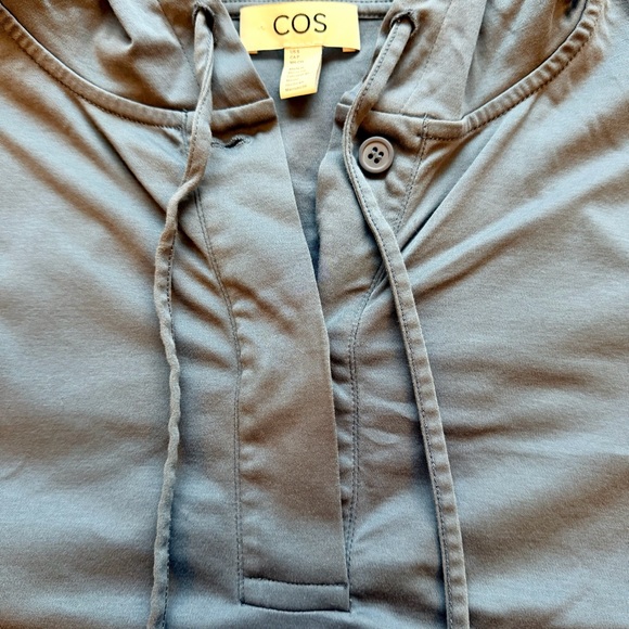 COS Lightweight Buttoned Hoodie - Picture 7 of 11